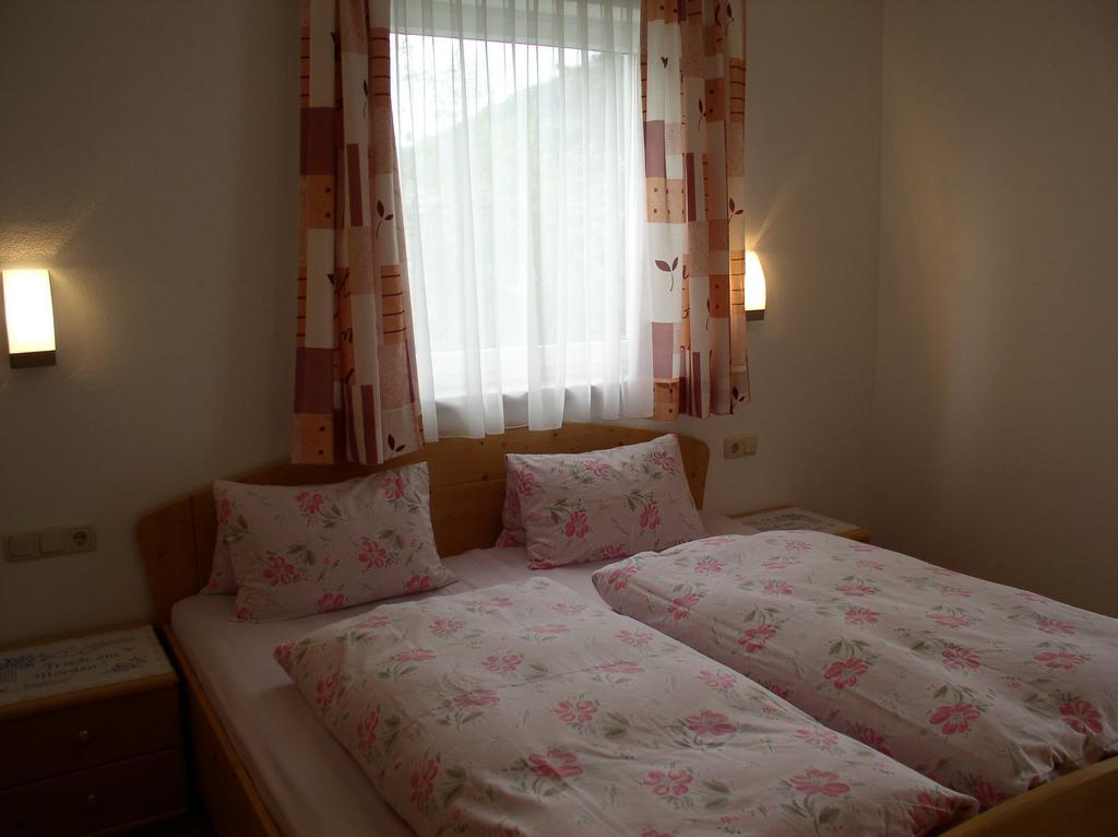 דירות פרטיסאו Haus Waldfriede מראה חיצוני תמונה